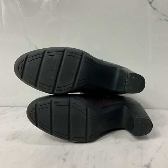 CLARKS Brown Leather Ankle Heel Booties - Picture 7 of 8